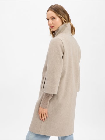 Zero  Mantel in beige