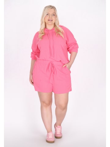 myMo Plus Size Shorts in Rose Red