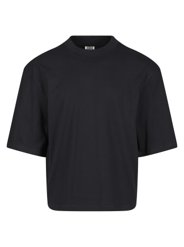 Urban Classics T-Shirts in black