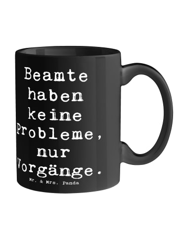Mr. & Mrs. Panda Mug Spruch Beamter ohne Probleme mit Spruch in Schwarz