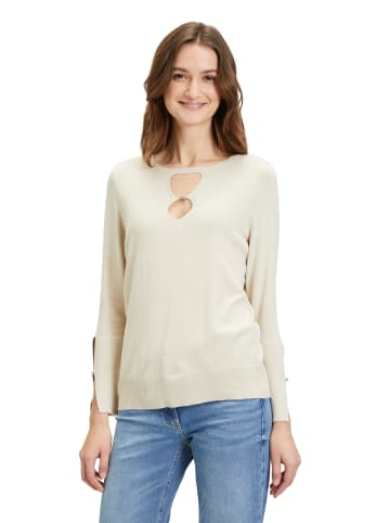 Betty Barclay Feinstrickpullover mit Cut-Outs in Powder Sand