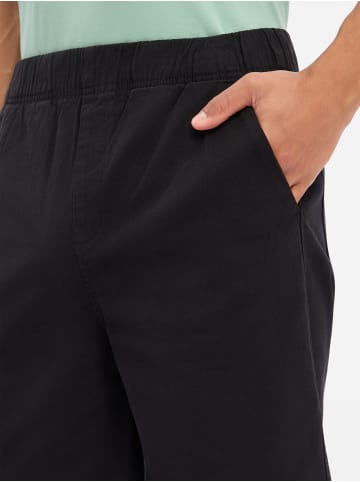 Nils Sundström Shorts in schwarz