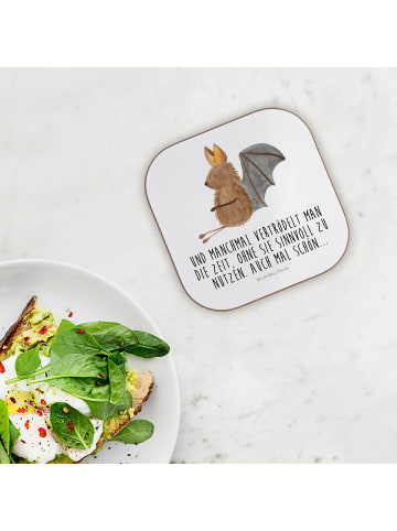 Mr. & Mrs. Panda Holzuntersetzer Fledermaus Sitzen mit Spruch in Weiß