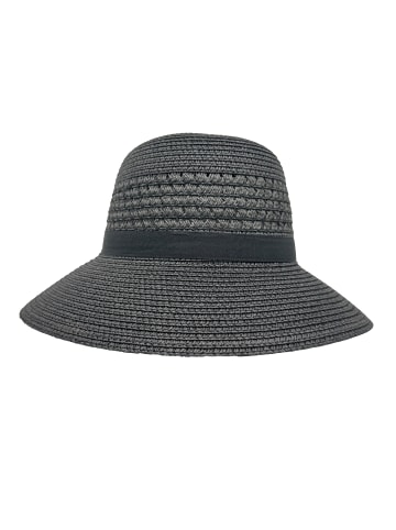 Laura Scott Sonnenhut in schwarz