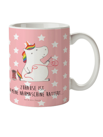 Mr. & Mrs. Panda Kindertasse Einhorn Näherin mit Spruch in Rot Pastell