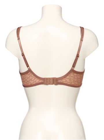 Triumph BH in beige