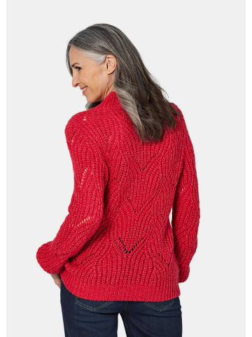 GOLDNER Kurzgröße:  Strickpullover mit Ajourmuster in granatapfel