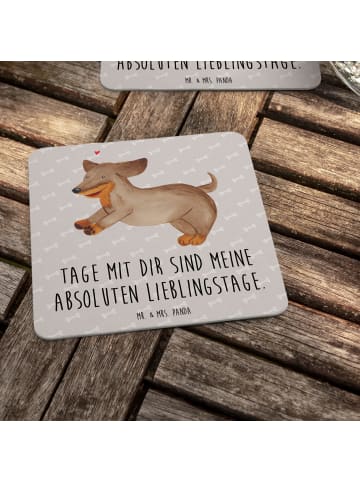 Mr. & Mrs. Panda Tischuntersetzer Hund Dackel mit Spruch in Grau Pastell
