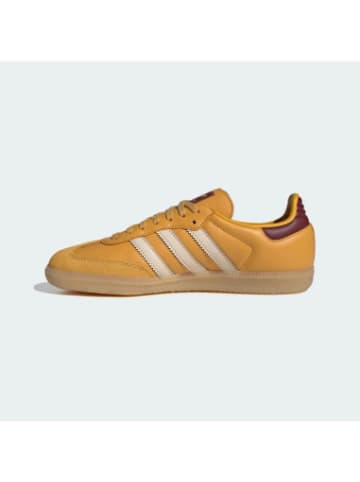 adidas Sneakers Samba in Preloved Yellow / Crystal Sand / Shadow Red