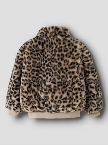 name it Jacke in Humus1