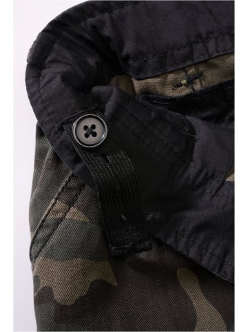 Brandit Cargo Shorts in darkcamo