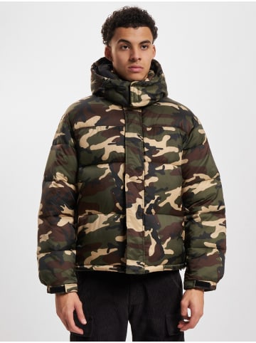 Rebel puffer jacket top