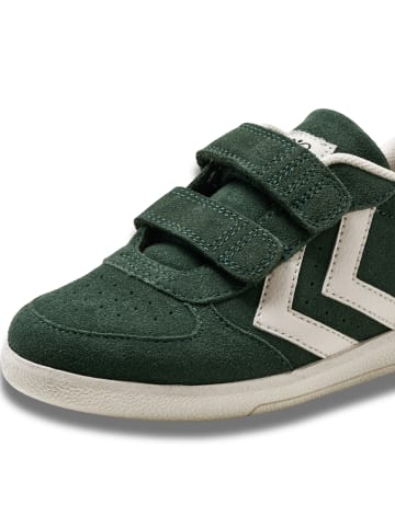 Hummel Hummel Sneaker Victory Suede Kinder in PINENEEDLE