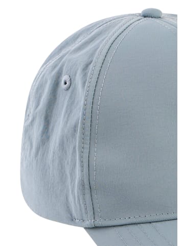 Camel Active Cap mit wasserabweisender Funktion in Hellblau