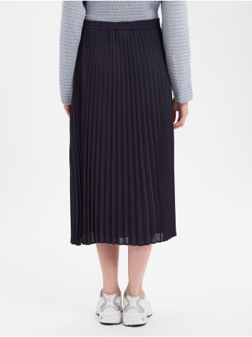 comma Rock in marine