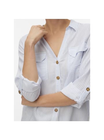 Vero Moda Langarmbluse in Brunnera Blue2