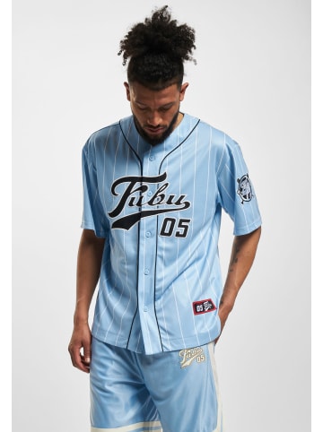FUBU FUBU Herren FM232-003-3 FUBU Varsity Pinstripe Baseball Jersey in lightblue/black