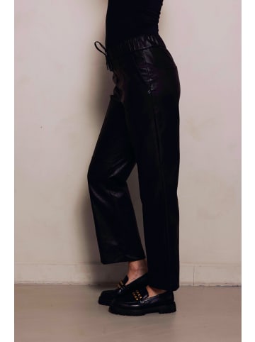 ZHRILL Hosen ZHWAYA BLACK in BLACK