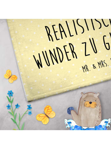 Mr. & Mrs. Panda Handtuch Meerschweinchen Weisheit mit Spruch in Gelb Pastell