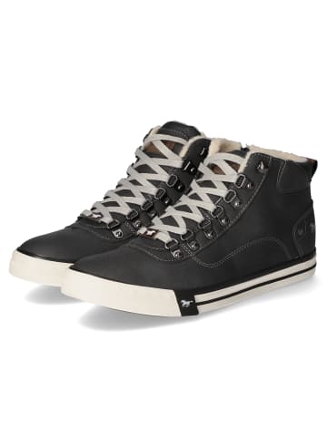 Mustang Stiefel mit Warmfutter in schwarz