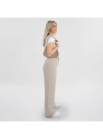 Lacoste Core Essentials Daily City Schultertasche 23 cm in taupe