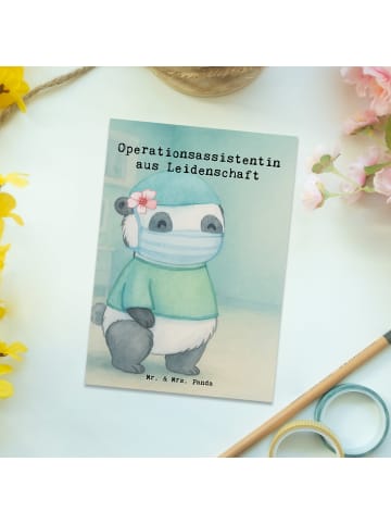 Mr. & Mrs. Panda Ansichtskarte Operationsassistentin Leidenschaf... in Weiß