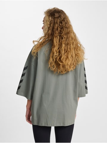 Hummel T-Shirt Hmloversized Erwachsene in SEDONA SAGE