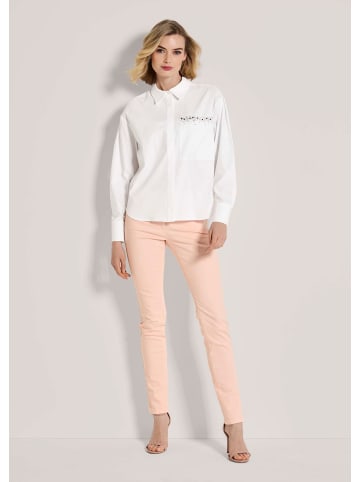 MADELEINE Elegante Bluse mit Strassdetails in weiß