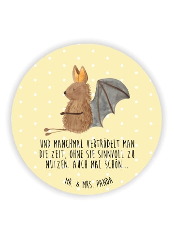 Mr. & Mrs. Panda Rund Magnet Fledermaus Sitzen mit Spruch in Gelb Pastell