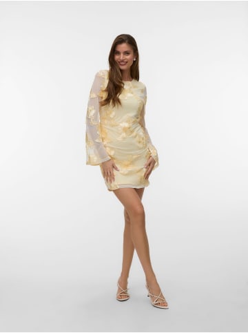 Vero Moda Kleid in Mellow Yellow