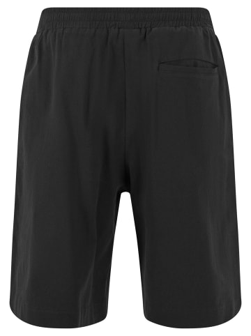 Urban Classics Shorts in schwarz