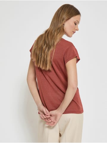 minus T-Shirt in Barn Red Met.