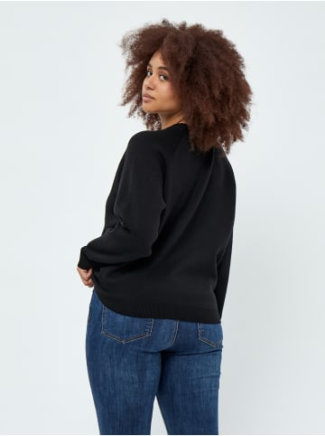 Peppercorn Pullover in Black