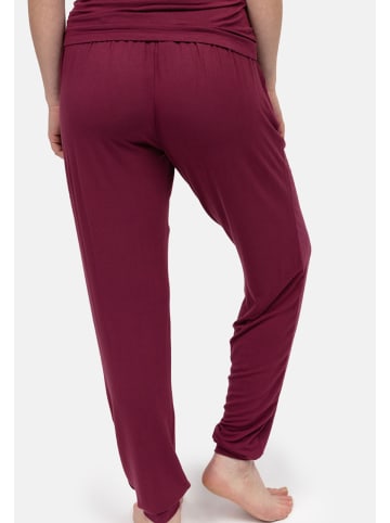 Cyberjammies Yasmin Pyjama Bottoms Loungewear in blutrot
