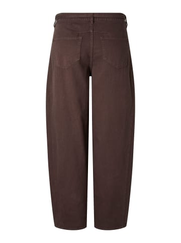 Pieces Barrel Fit Jeans in Hot Fudge