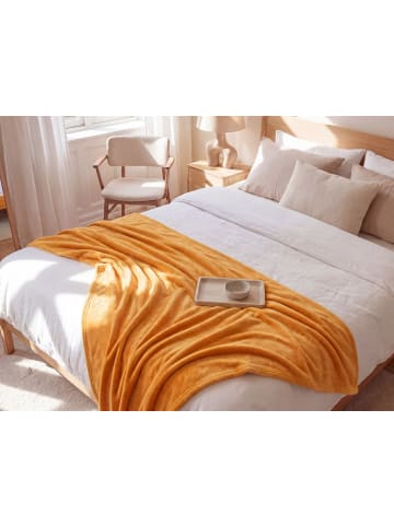Beliani Kuscheldecke BAYBURT in Orange - (W) 150 x (H) 1 x (L) 200 cm