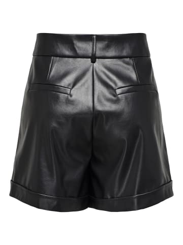 ONLY Shorts in Lederoptik in Black