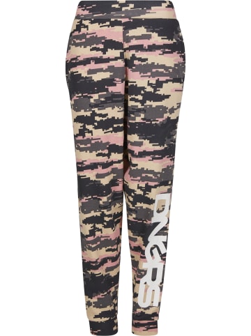 DNGRS Dangerous Trousers - Sweat in pixelcamouflage