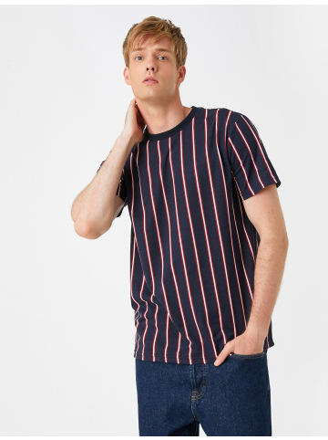 KOTON T-shirt in Marineblau Gestreift