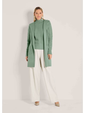 MADELEINE Urbaner Cardigan in Longform in hellsalbeigrün