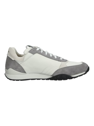 Clarks Sneaker in Weiß