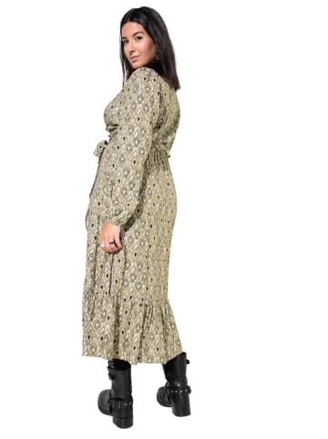 Studio Untold Kleid in palmen grün