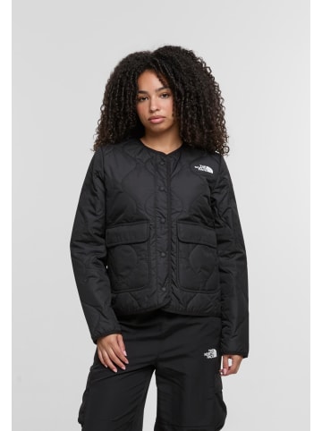 The North Face The North Face Windbreaker in black