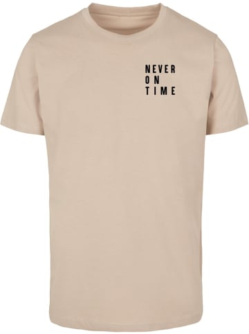Mister Tee T-Shirt "Never On Time Tee" in Beige