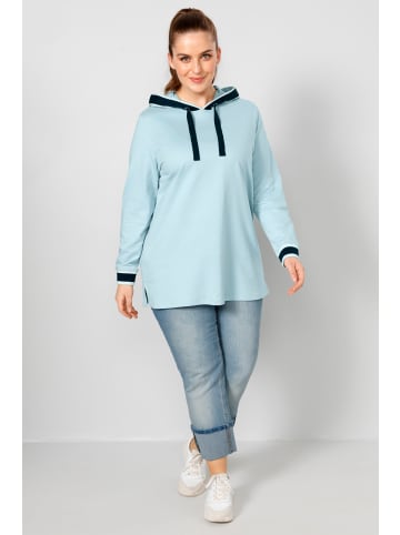 Janet & Joyce Sweatshirt in hellblau