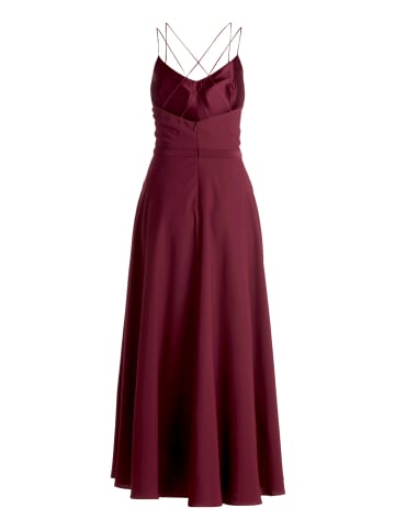 Vera Mont Abendkleid mit Volant in Wild Ruby