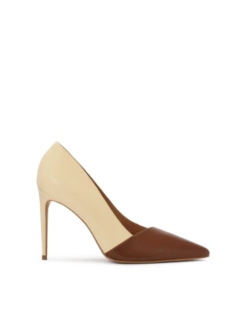 Kazar Pumps in Beige