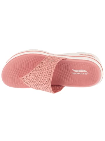 Skechers Skechers Go Walk Arch Fit 2.0 Sandal - Carrie in Rosa