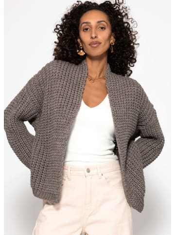 SASSYCLASSY Offener Grobstrick-Cardigan in Taupe