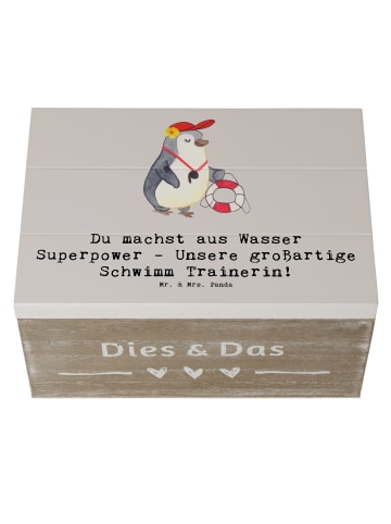Mr. & Mrs. Panda Geschenkbox Superpower Schwimmen Trainerin mit ... in Grau Pastell